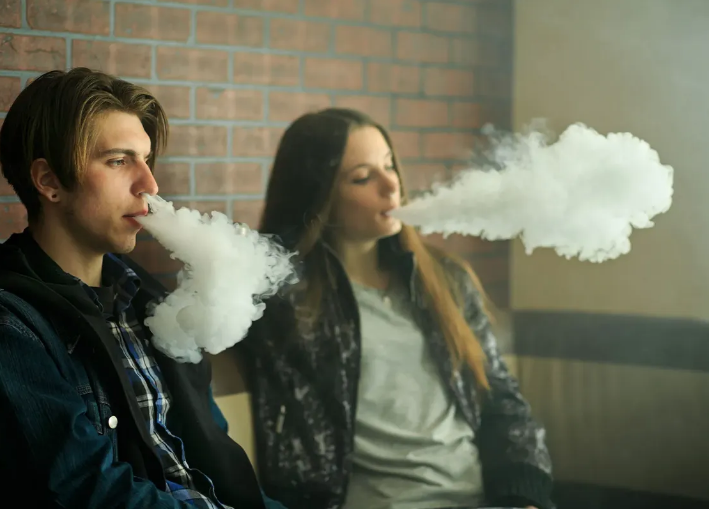 Why are teens vaping