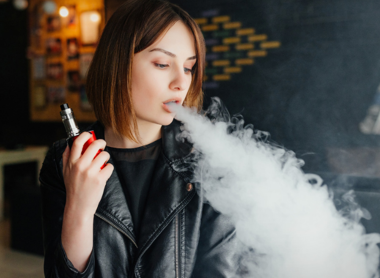 What are the symptoms of a fake vape